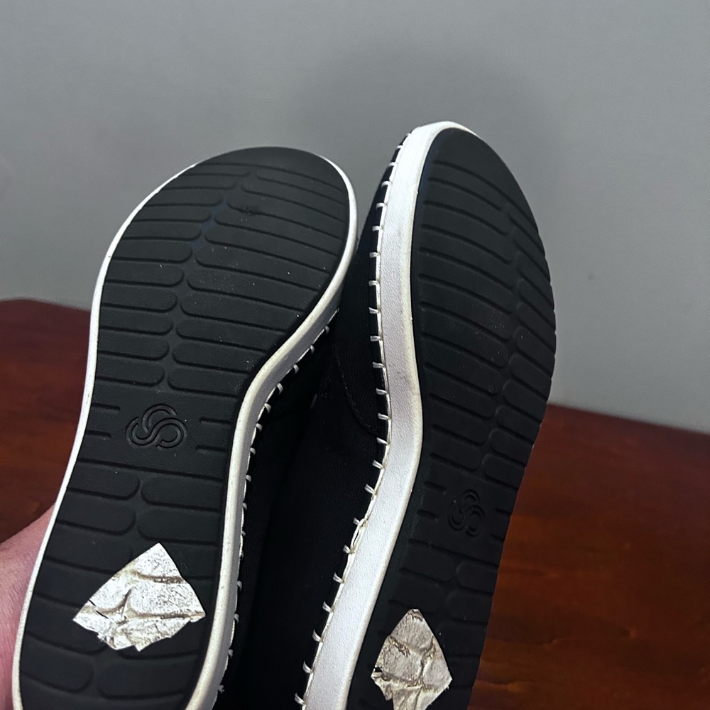 Clarks womens black canvas stepglow slip in size 7 1/2 - Picture 10 of 13